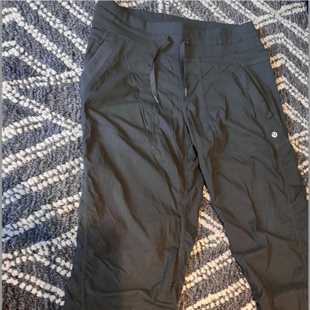 LULULEMON Dance Studio Mid-Rise Pant Regular